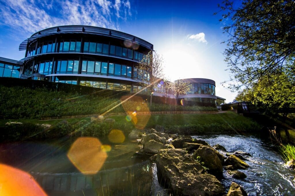 Mercedes-AMG PETRONAS F1 team sets the pace by signing The Climate Pledge Mercedes HQ