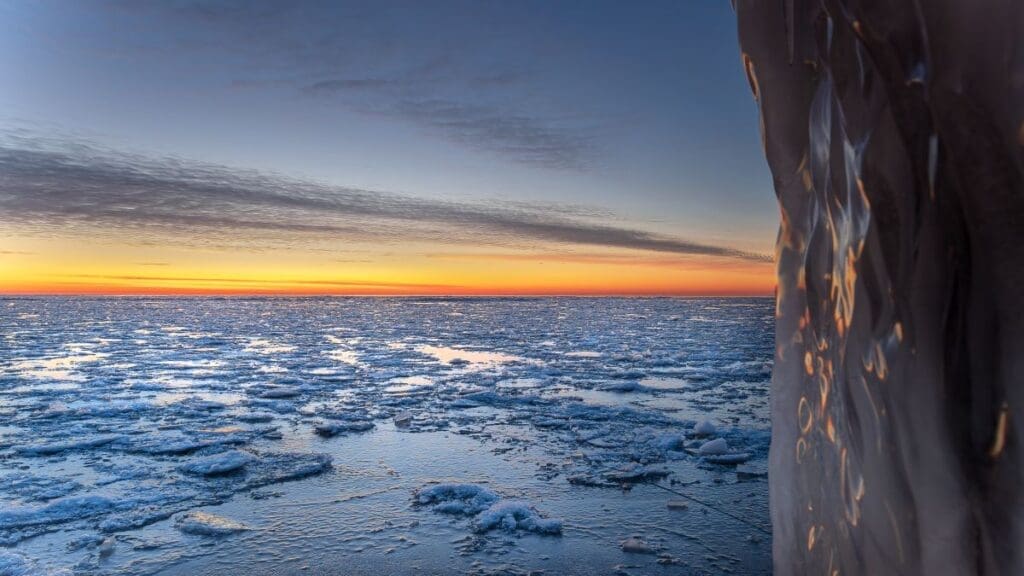 Image: ice, snow, sunset