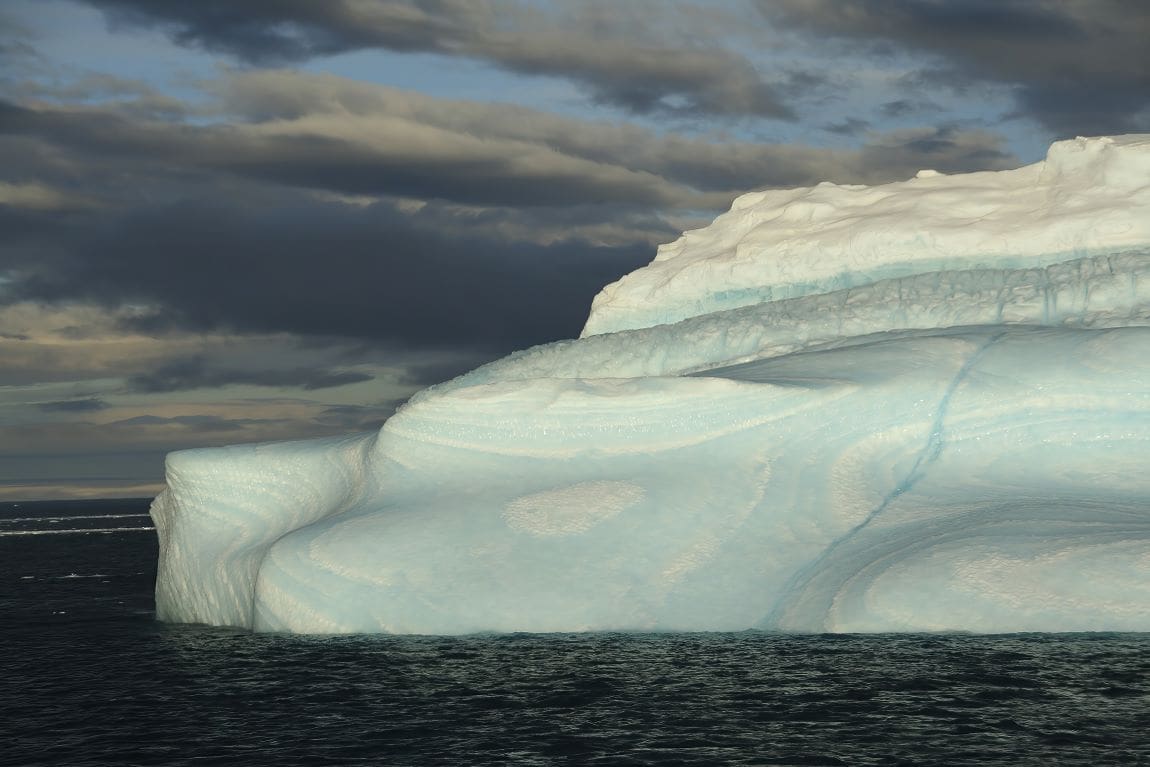 Heat from El Niño can warm oceans off West Antarctica – and melt floating ice shelves from below