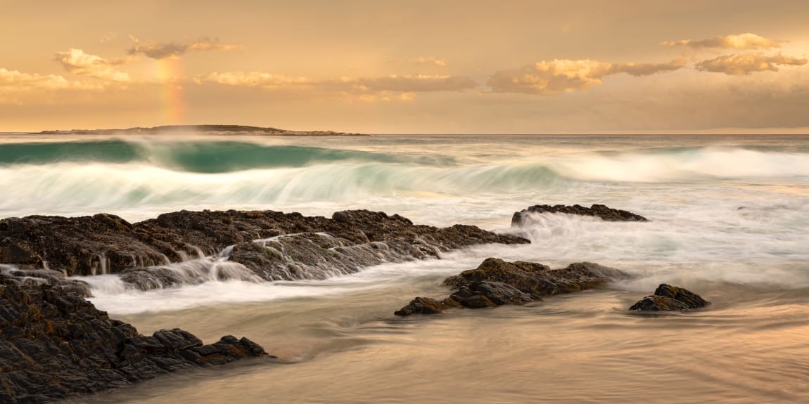 A mountainous mystery uncovered in SA’s pink sands