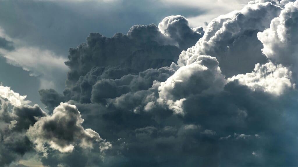 Humanity must extract seven to nine billion tonnes of CO2 from the atmosphere every year pexels pixabay 158163 res
