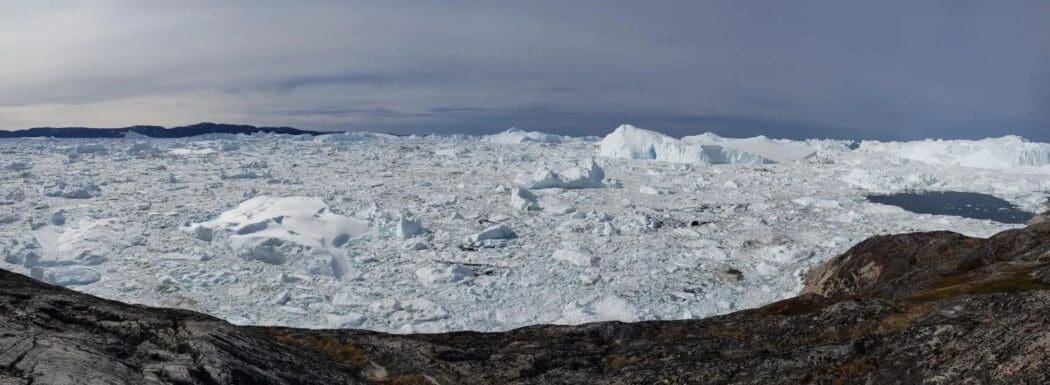 Icebergs in the Ilulissat Icefjord, Greenland (s. climate, science, study)