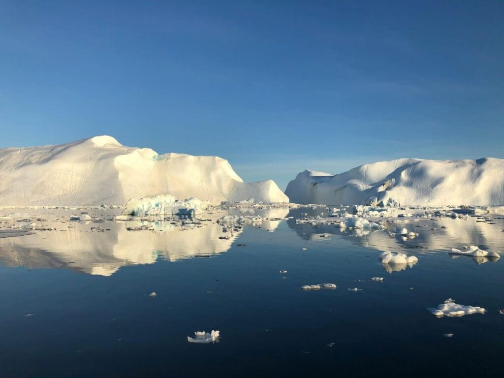 Image: icebergs