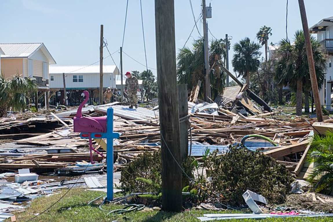 100 dead in storm Helene damage, flooding across US southeast