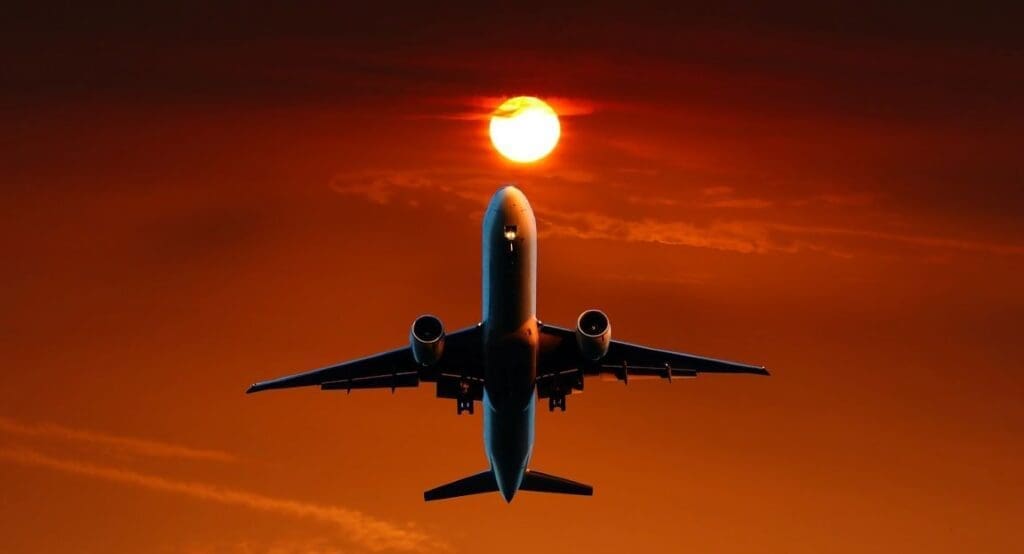 Image: Aircraft in sunset