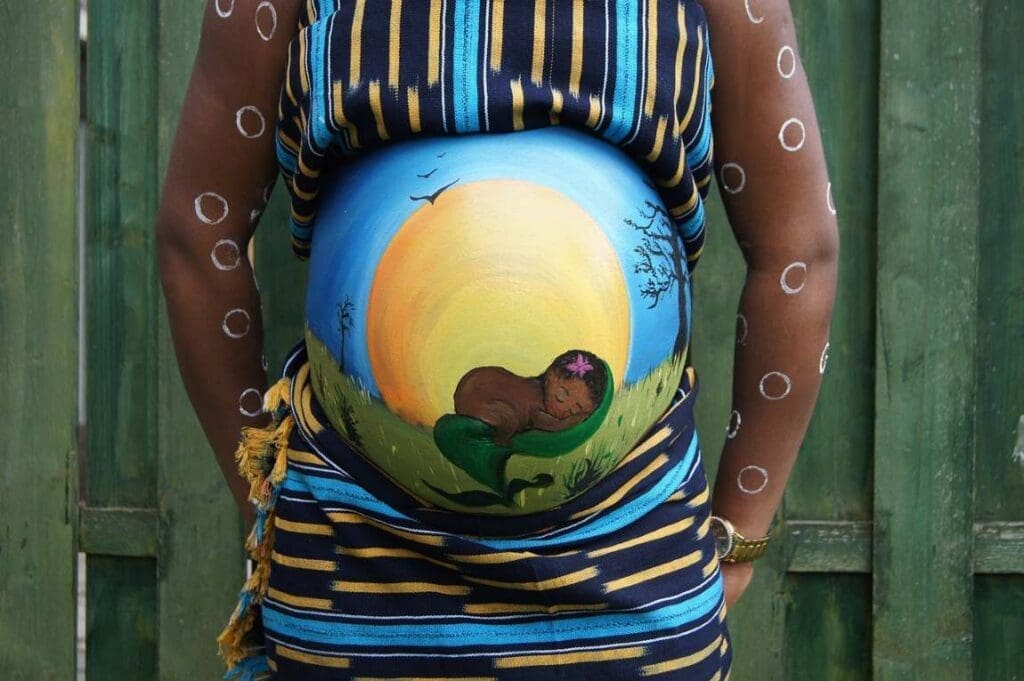 Climate change drives rise in stillbirths and newborn deaths in Africa Image: Belly painting, Baby, Pregnant