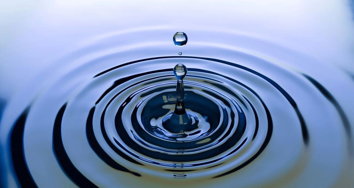 Image: Water drop (s. health, water wells, pesticides)