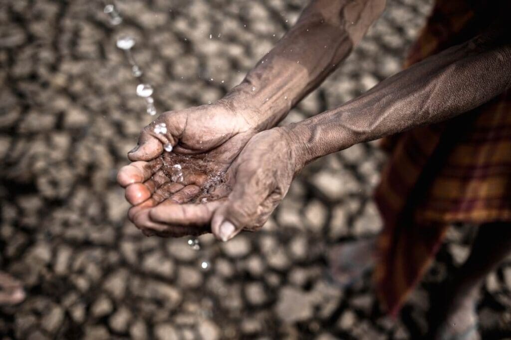 Image: dry weather, water resources
