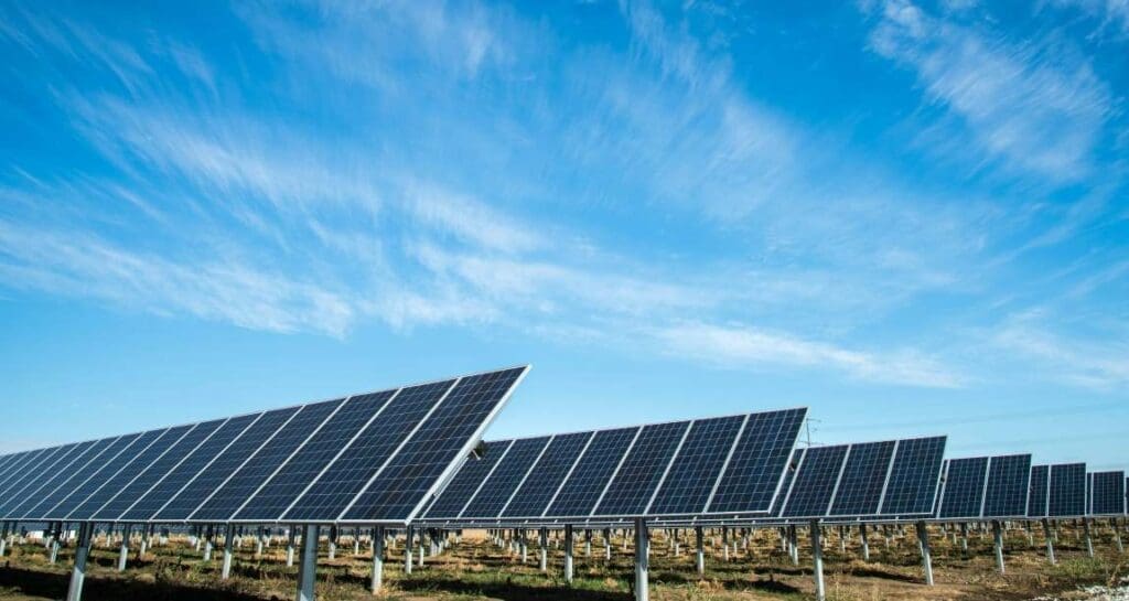 How gravity can be harnessed to store renewable energy Image: Solar Panels