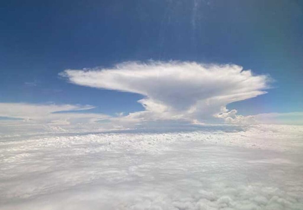 Amazon thunderstorms shape new pathways for cloud formation Image: Clouds over the Amazon basin