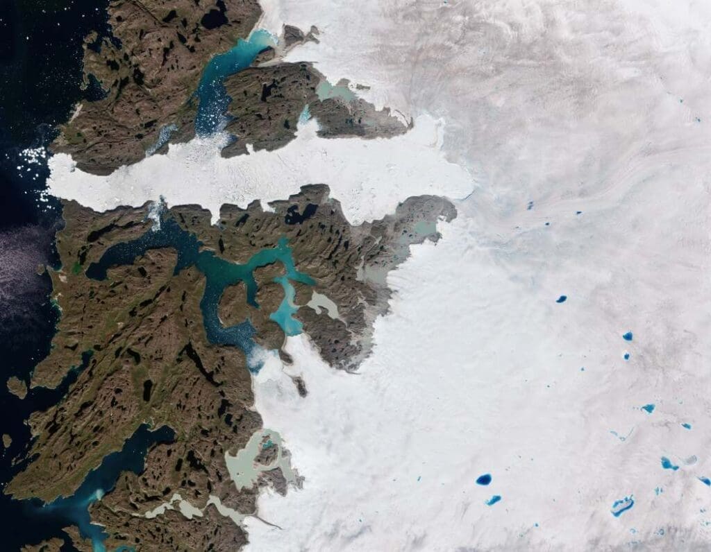 Satellite imagery: Jakobshavn Glacier, Greenland (Arctic)