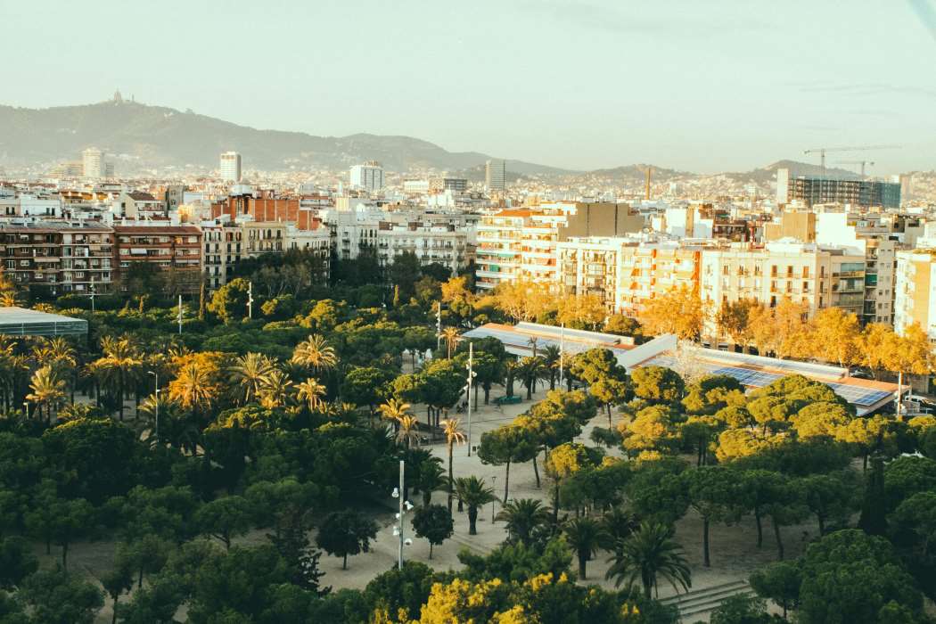 Image: Aerial View of Park and Cityscape in Barcelona