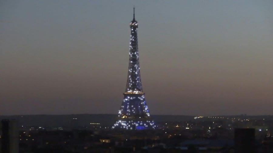 Image: The Eiffel Tower is lit up in blue for the SOS Ocean summit organised in Paris from 30 to 31 March 2025 (s. science)