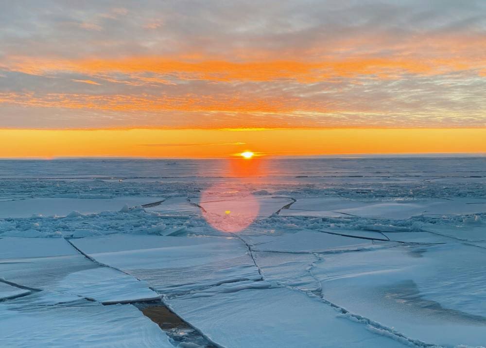 Thinning Arctic sea ice could disrupt key ocean currents Image: Beaufort Sea (Alaska)