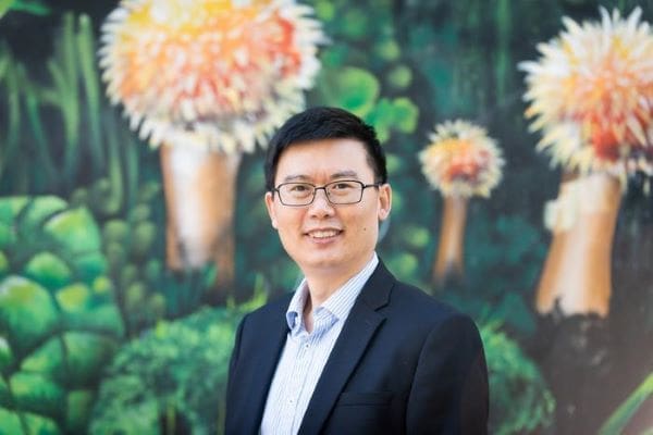Professor Yuming Guo 