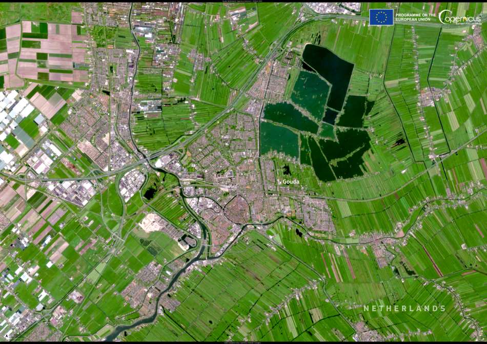 Image of the day: Gouda’s cheese legacy faces climate pressure Satellite Image: Gouda, Netherlands (s. climate change, cheese legacy)
