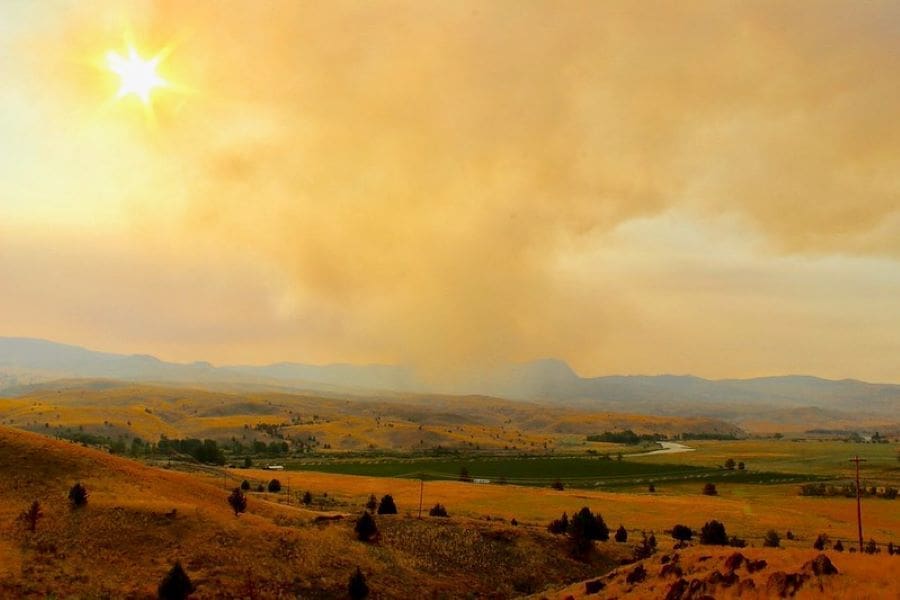 Image: wildfire smoke (s. climate change)