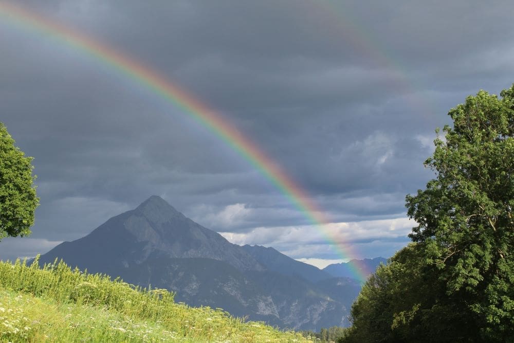 Image: Rainbow in Alps, downpour, rain