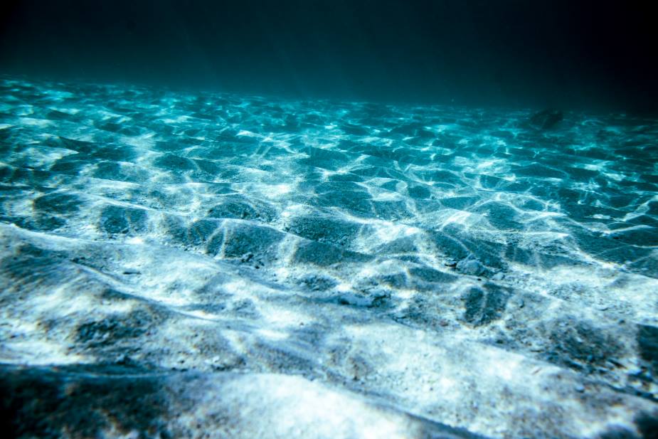 Image: under water, sand, sediments