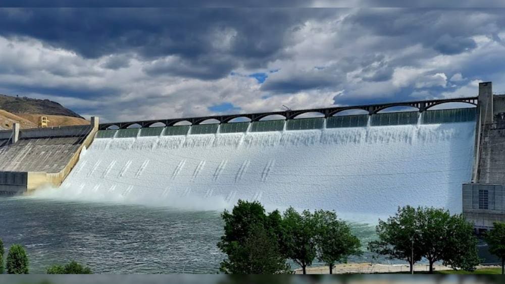 Image: Grand Coulee Dam in Eastern Washington (s. groundwater)
