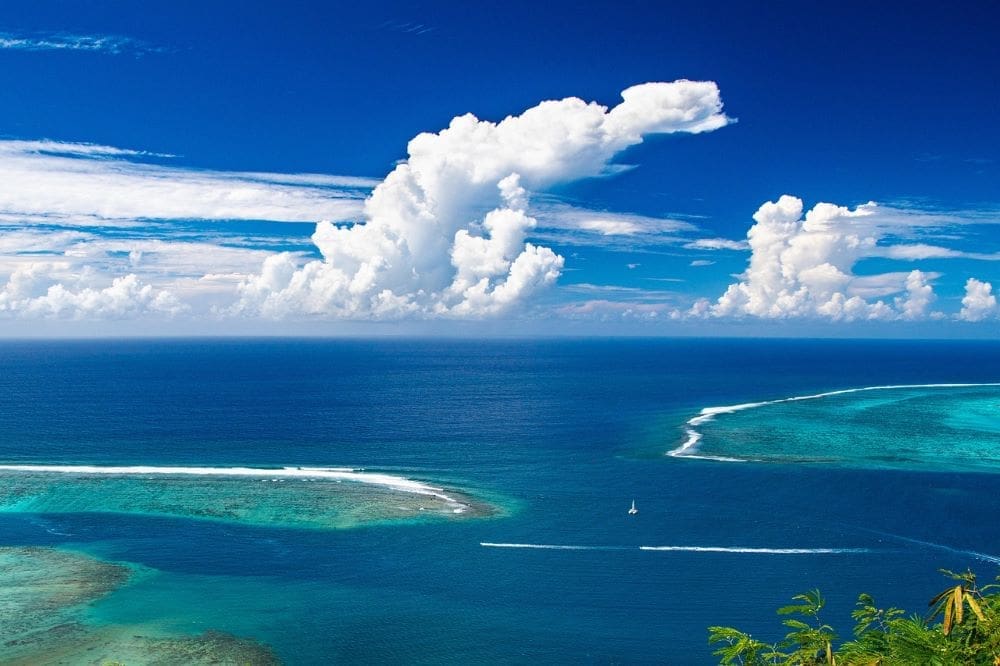Image: Moorea, Pacific Ocean, Clouds (s. South-West Pacific, climate change)