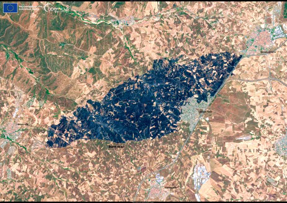 Image of the day: Wildfire smoke drifts over Madrid