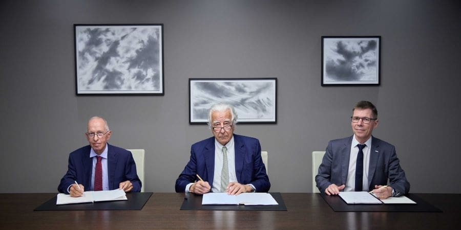 ETH Zurich receives 100 million francs to launch Earth observation centre in Lucerne Image: Prof. Pius Baschera, President of the ETH Foundation, Dr Urs Mühlebach, President of the Jörg G. BuchererFoundation, and ETH President Prof. Joël Mesot signing the funding agreement (s. ETH Zurich, Earth observation centre)