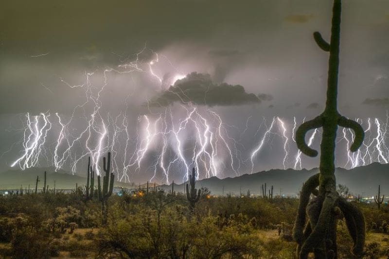 Image: Lightning storm (s. lightning megaflash record)