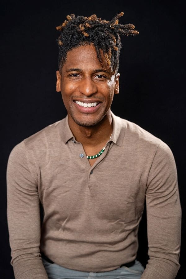 Jon Batiste wants his music to make you fight climate change Image: Jon Batiste (2023) (s. music, climate change)