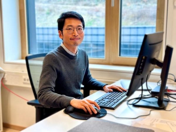 Image: Climate scientist and postdoc Jiawei Bao