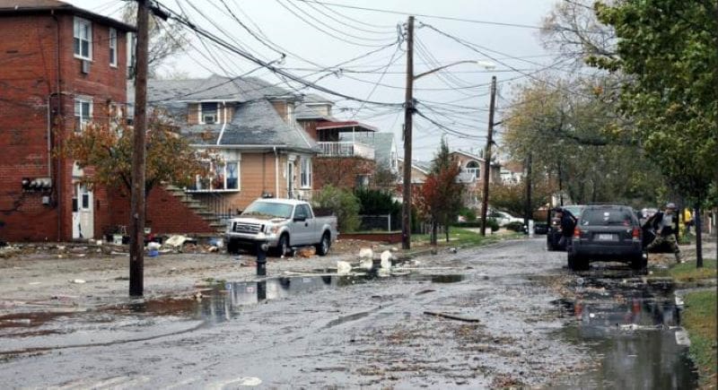 Image: Hurricane Sandy aftermath, Howard Beach (s. climate change, science)