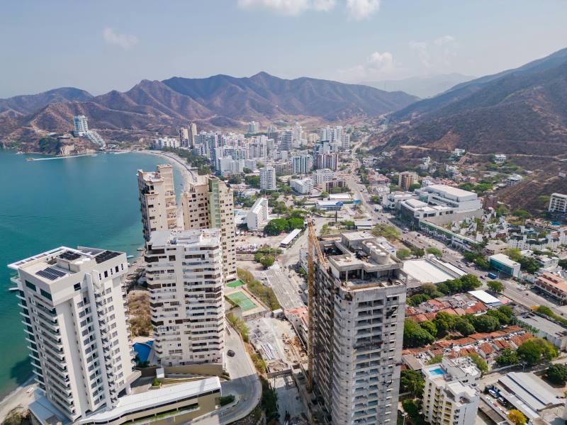 Image: aerial view of Santa Marta, Colombia. Nations to kick off world-first fossil fuel exit talks