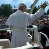 Image: Pope Leo XIV meets with residents of the ‘Land of Fires’