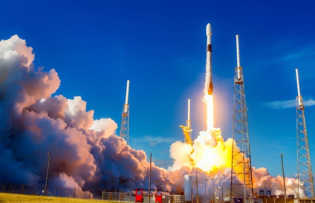 Image: space ship on blue sky during daytime