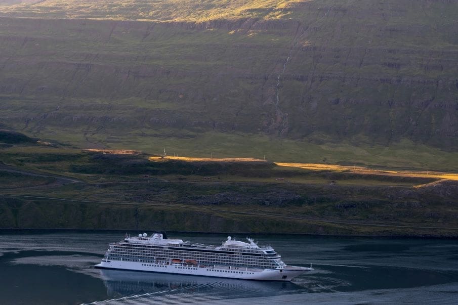 Image: cruise ship in Seydisfjordur, Iceland 