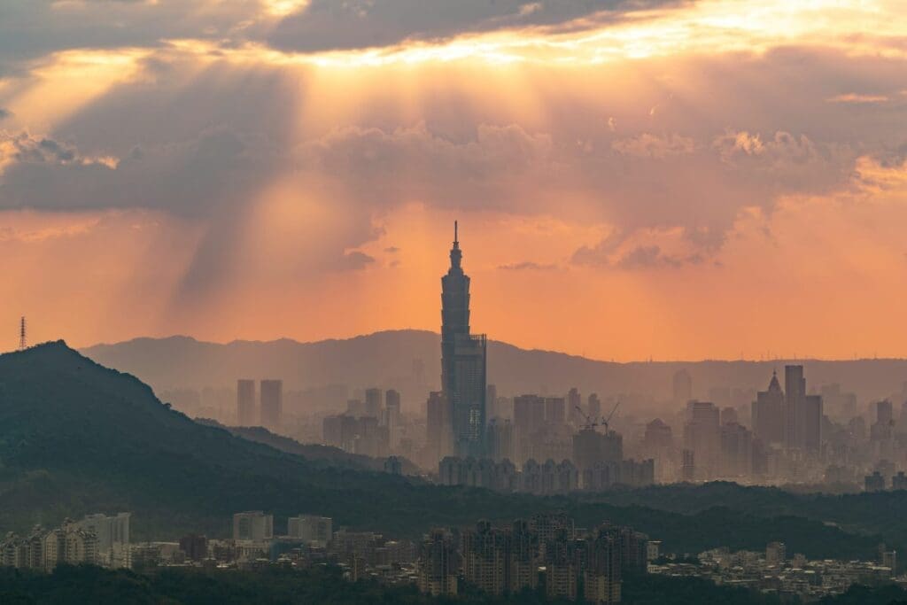 Image: Taipei city view (s. El Nino)